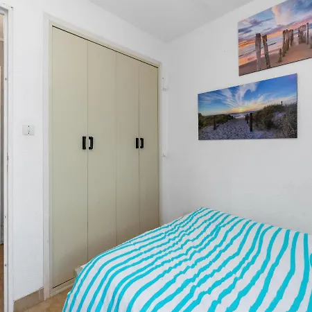2 Bedroom For 5 آجد